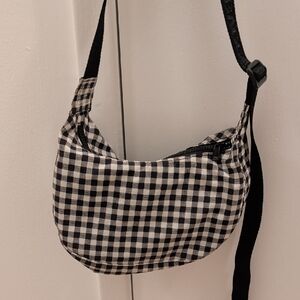 BAGGU Black and White Checkered Crossbody Bag